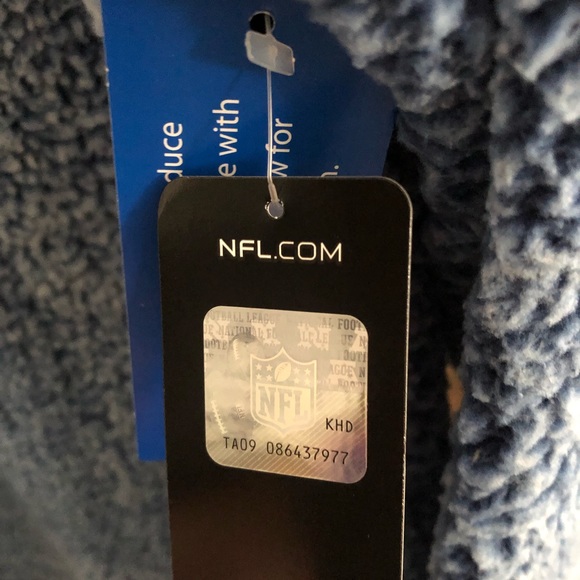 Patriots NFL Sherpa Pull Over Jacket - Picture 7 of 7